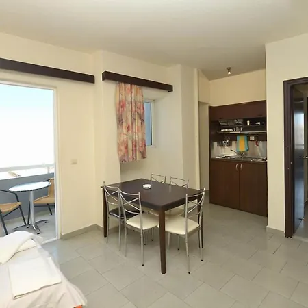 Ialysos City Hotel 호텔