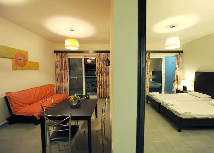 Ialysos City Hotel 3*