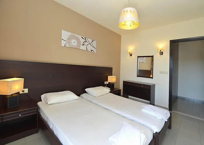 Hotel Ialysos City Hotel 3*