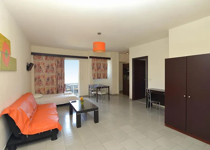 Ialysos City Hotel 3*