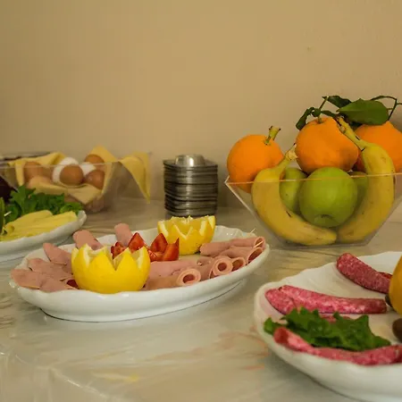 호텔 Ialysos City Hotel 3*